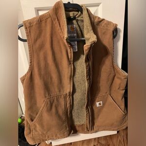 Carhartt

For women vest size L